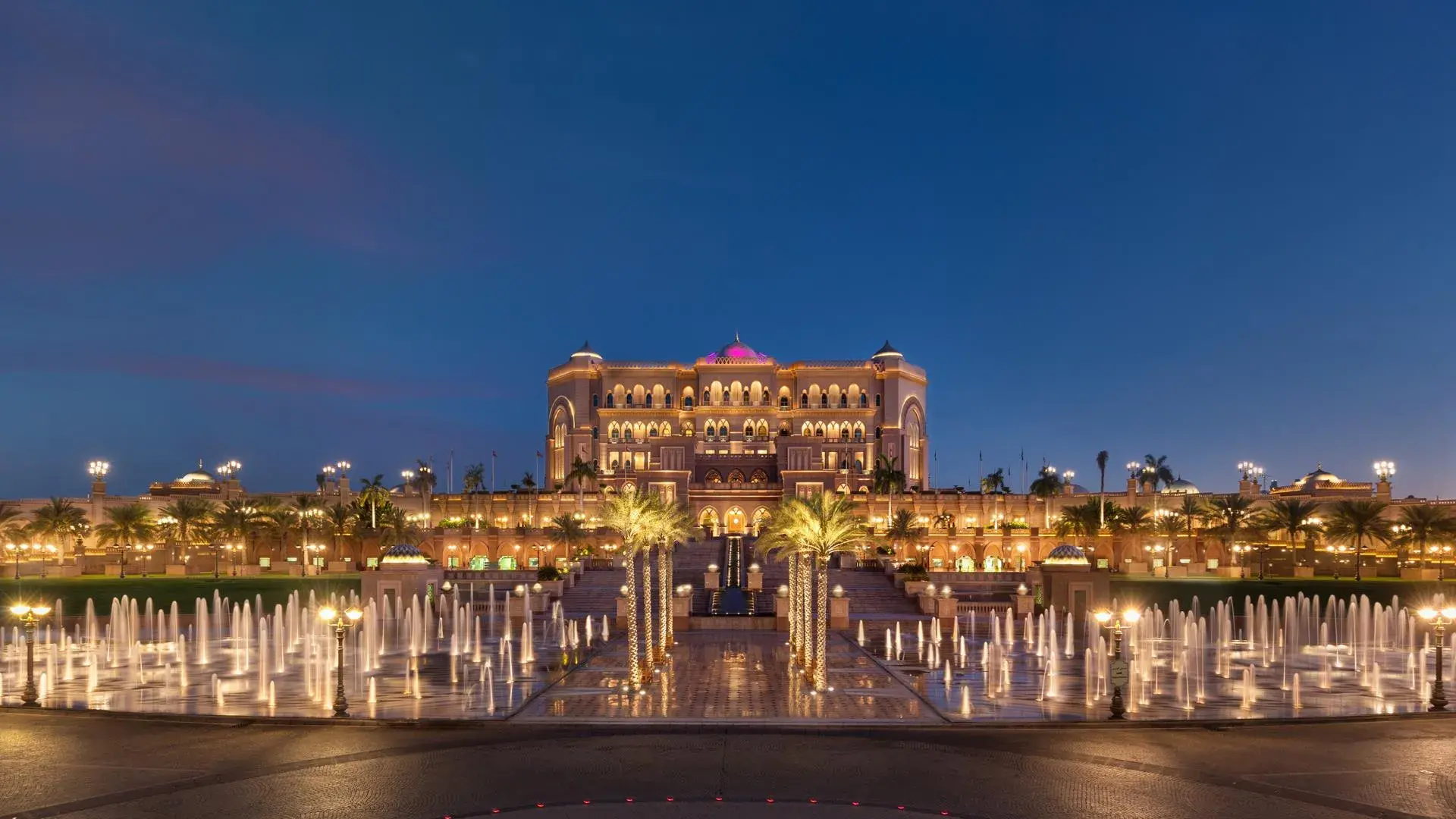 Emirates Palace Night